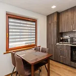 Apartamentai Pas Kaju Senamiestyje Salia Botanikos Parko