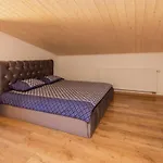 Apartamentai Pas Kaju Senamiestyje Salia Botanikos Parko Apartment