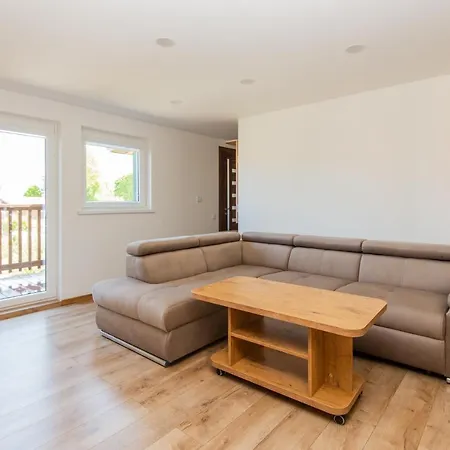 Apartamentai Pas Kaju Senamiestyje Salia Botanikos Parko Butas Palanga